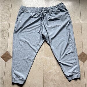 NWT Under Armour Light Gray Sweatpants 3XL